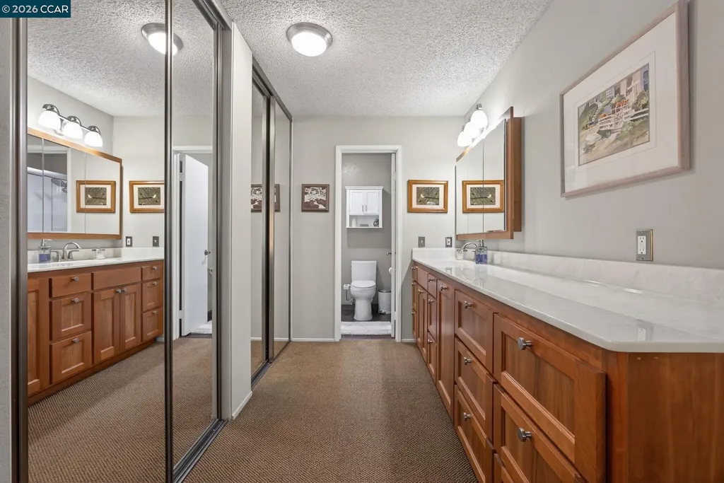 5015 Valley Crest Drive #121 Concord CA 94521