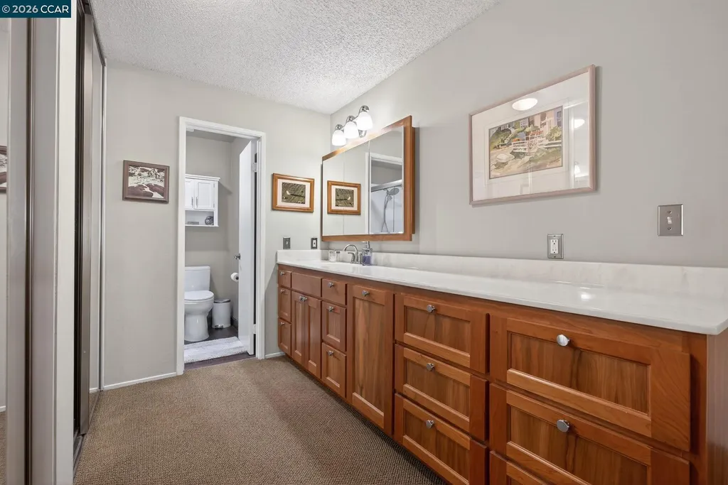 5015 Valley Crest Drive #121 Concord CA 94521