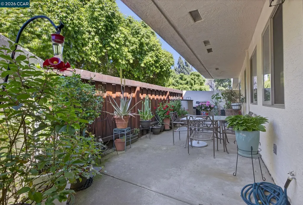 5015 Valley Crest Drive #121 Concord CA 94521