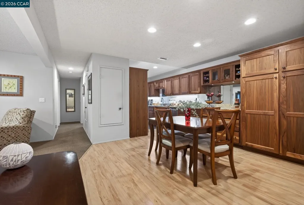 5015 Valley Crest Drive #121 Concord CA 94521