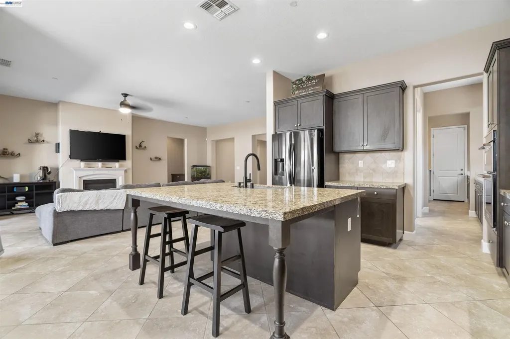 7313 Bay Harbor Way Discovery Bay CA 94505