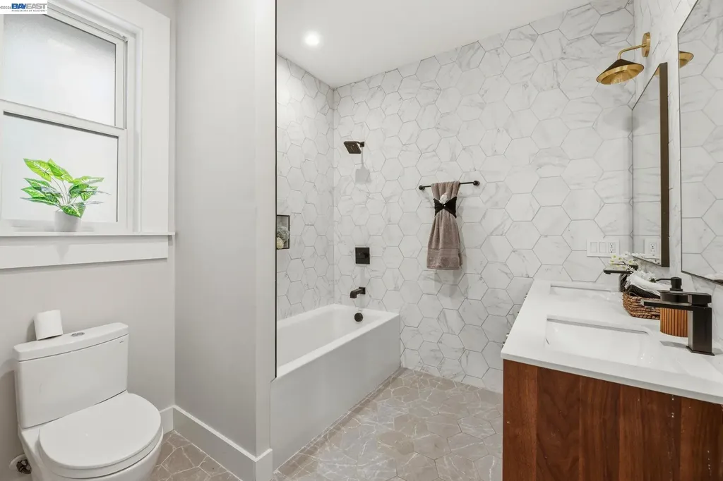 1841 Vine Street Berkeley CA 94703