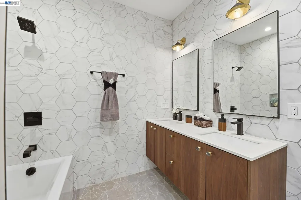 1841 Vine Street Berkeley CA 94703