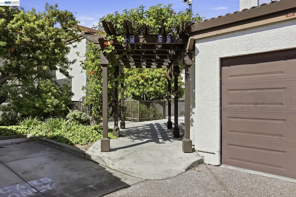 21103 Gary Drive Hayward CA 94546