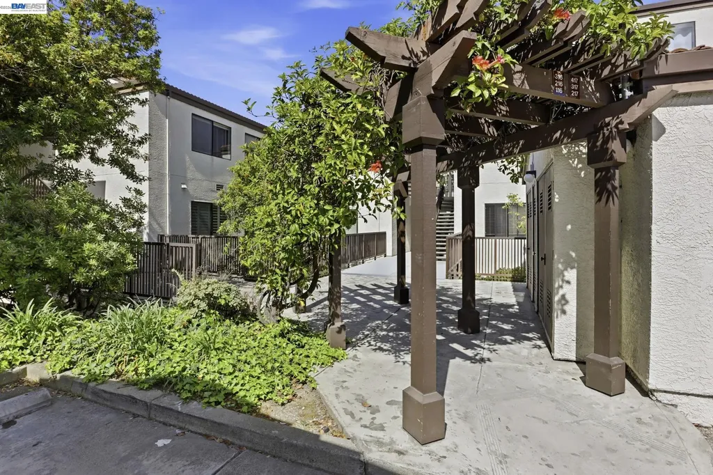 21103 Gary Drive Hayward CA 94546