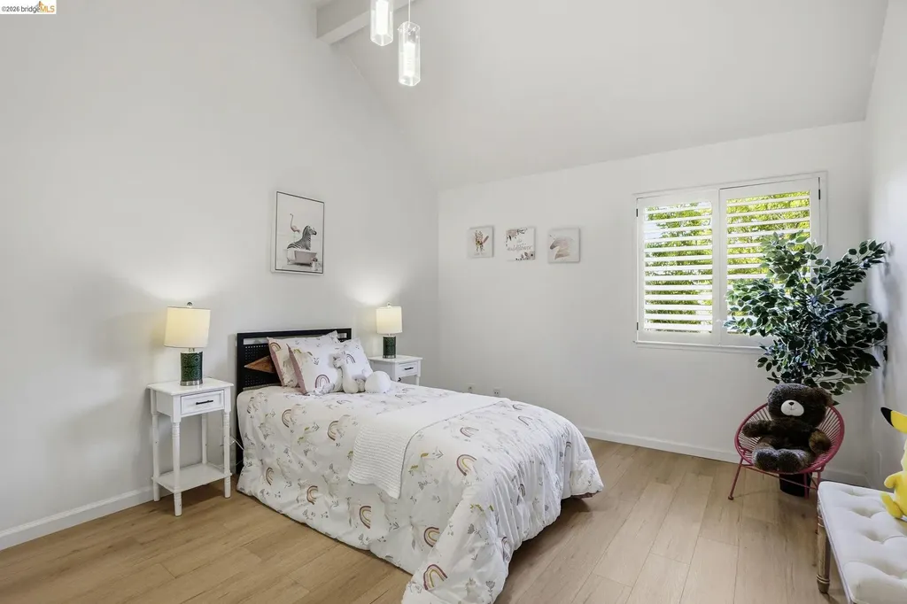 239 Paseo Bernal Moraga CA 94556