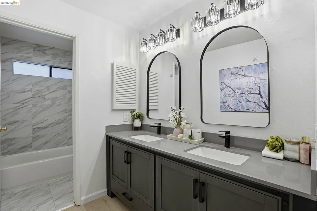 239 Paseo Bernal Moraga CA 94556