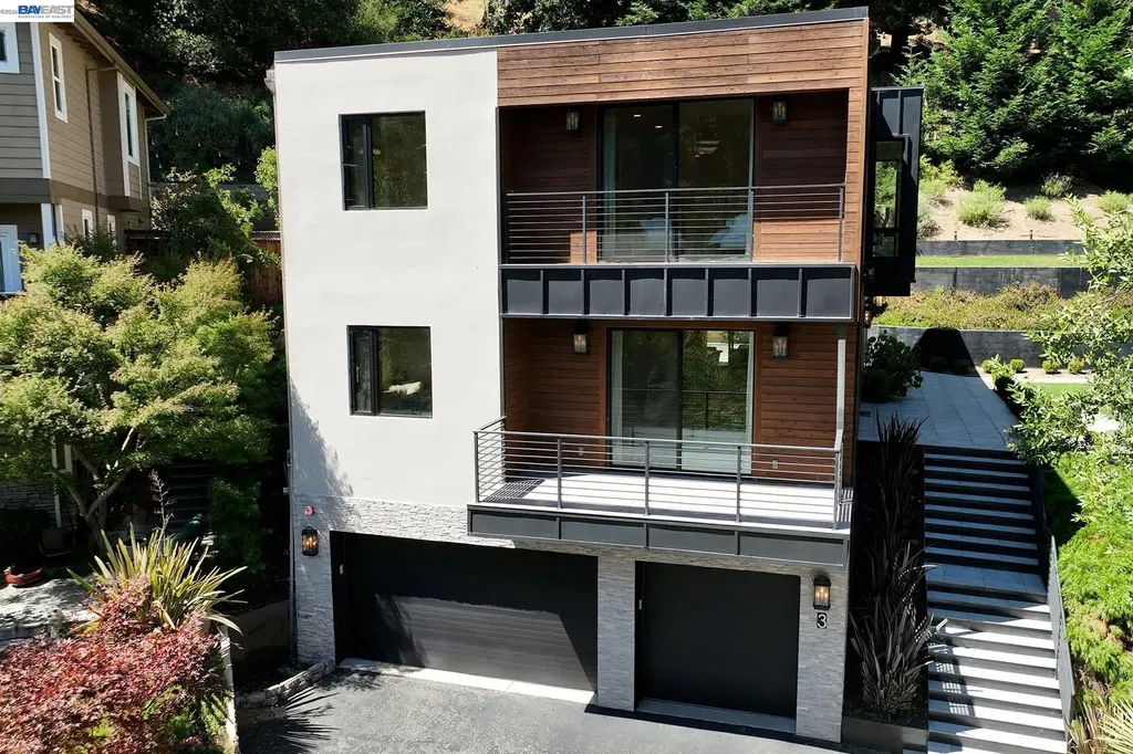 3 West Circle Oakland CA 94611