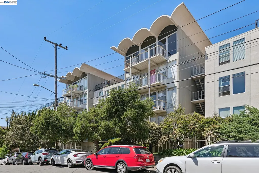 811 York Street Oakland CA 94610