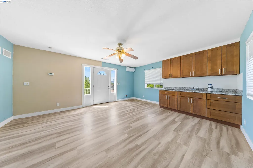 2102 Overhill Road Concord CA 94520