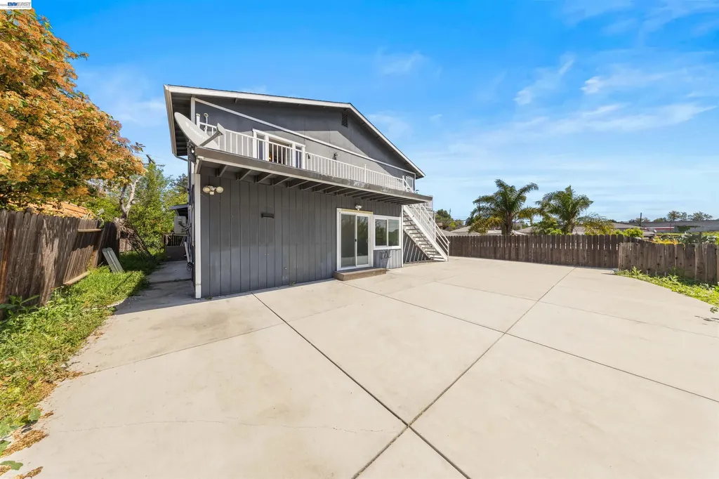 2102 Overhill Road Concord CA 94520