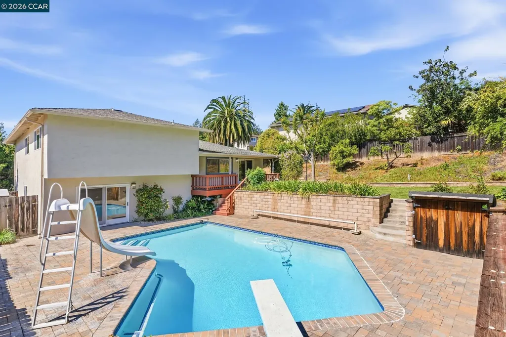 26 Greendell Place Pleasant Hill CA 94523