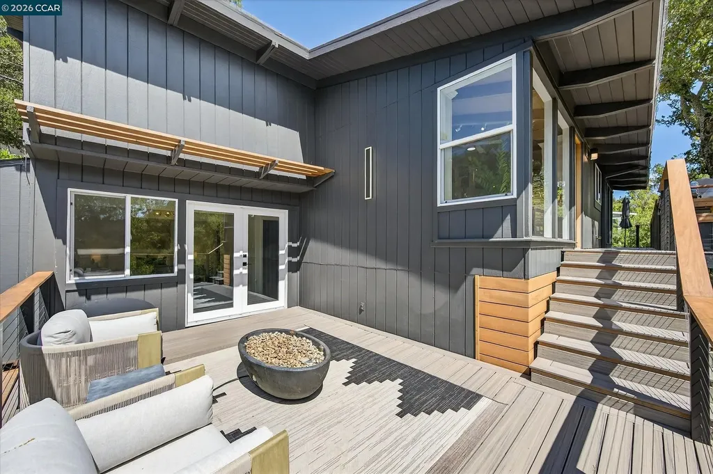 130 La Espiral Orinda CA 94563