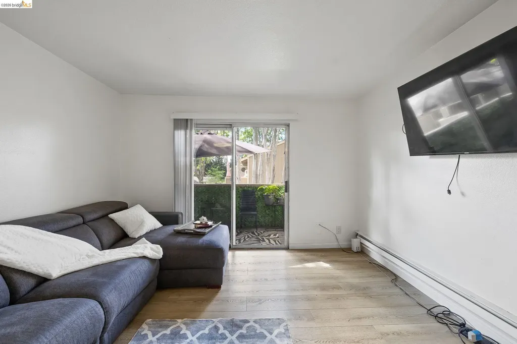 3291 Foxtail Fremont CA 94536