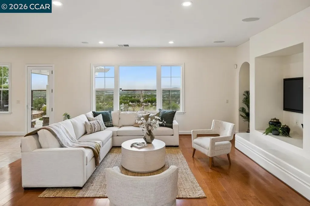 2048 Feathermint Drive San Ramon CA 94582
