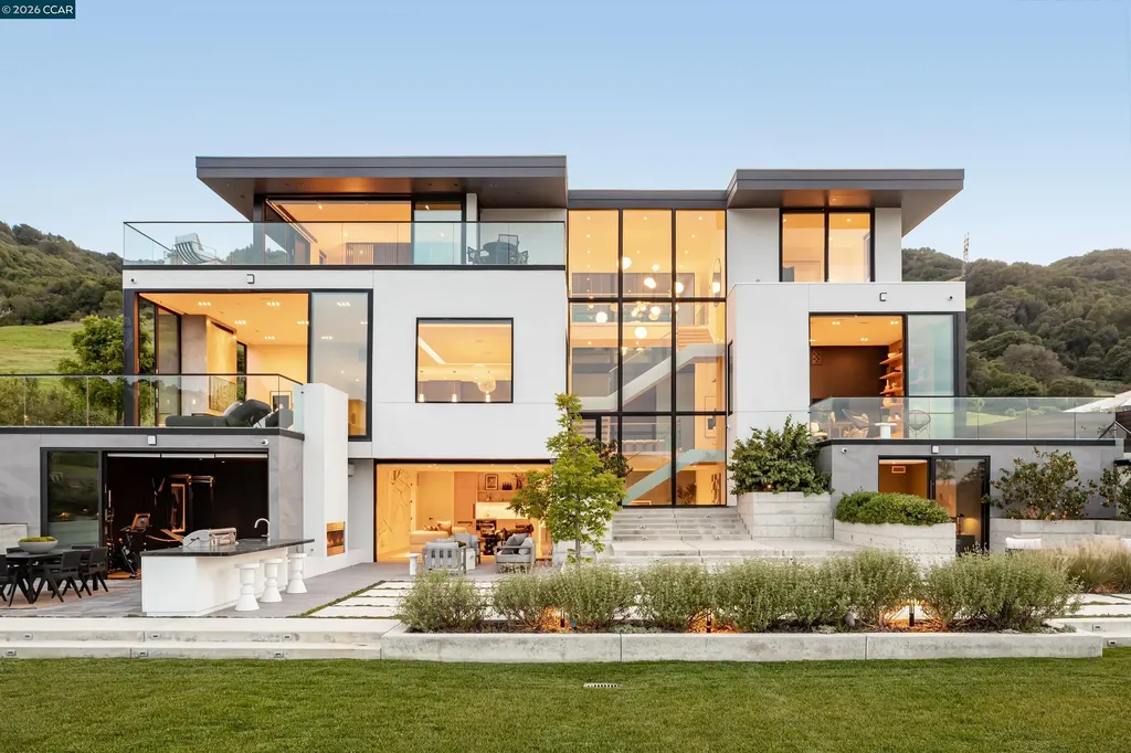 Orinda CA, 83 Dairy Creek Lane