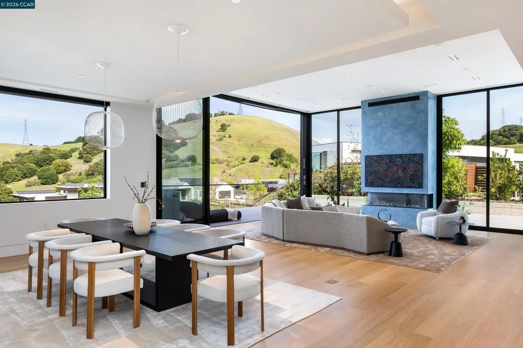83 Dairy Creek Lane Orinda CA 94563