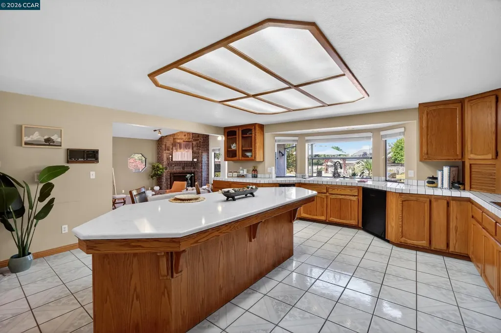 139 Loren Lane Oakley CA 94561
