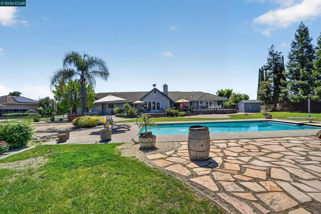 139 Loren Lane Oakley CA 94561