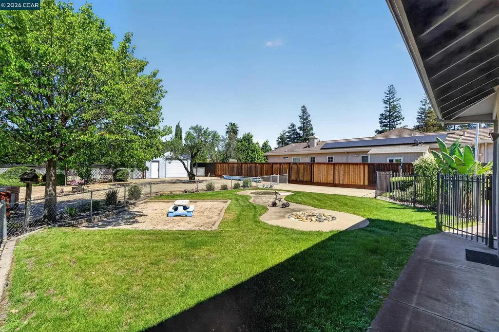 139 Loren Lane Oakley CA 94561