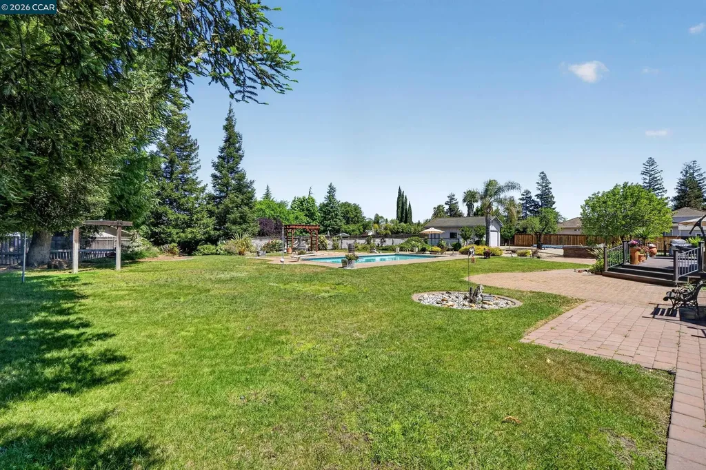 139 Loren Lane Oakley CA 94561