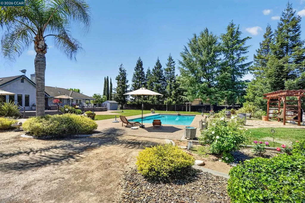 139 Loren Lane Oakley CA 94561