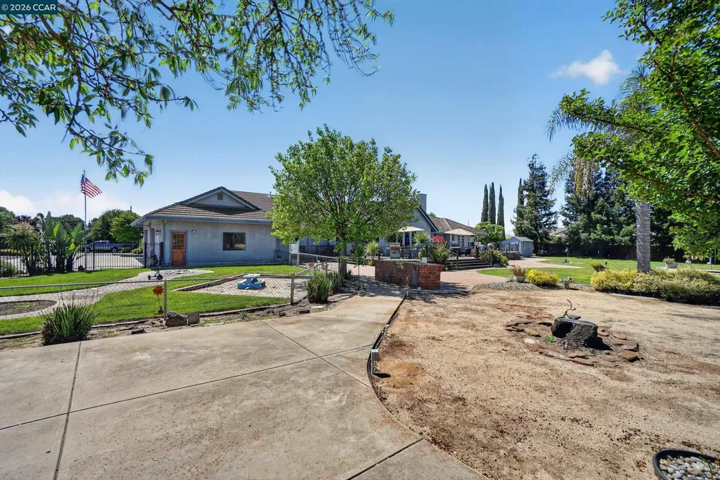 139 Loren Lane Oakley CA 94561