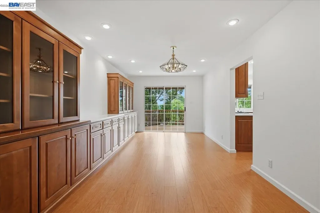 4977 Proctor Road Castro Valley CA 94546