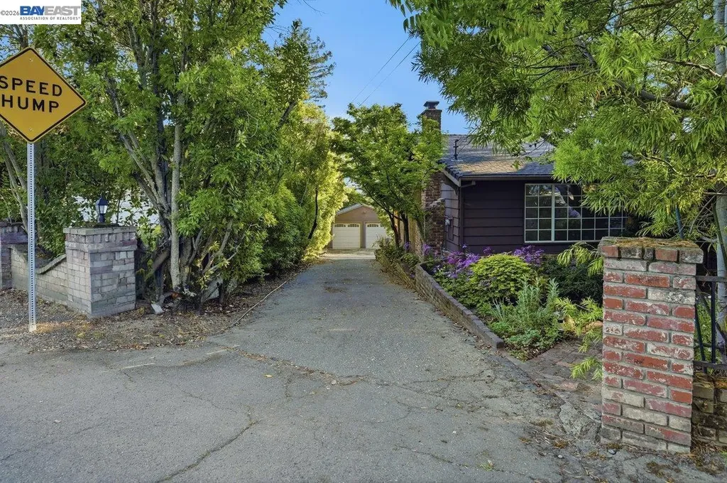 4977 Proctor Road Castro Valley CA 94546