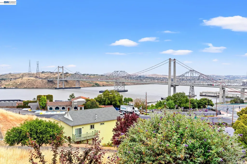 104 Bridgeview Court Crockett CA 94525