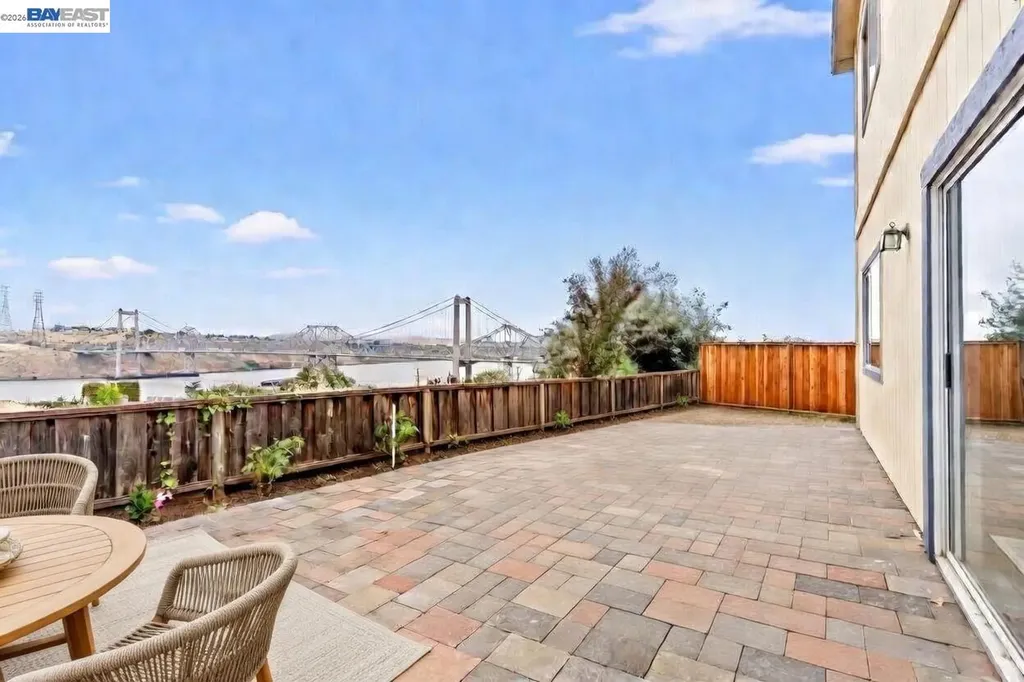 104 Bridgeview Court Crockett CA 94525