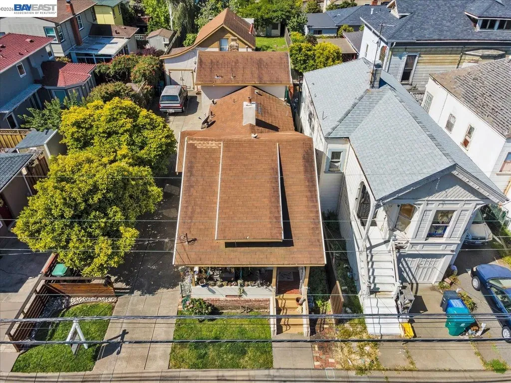 3208 Washington Street Alameda CA 94501