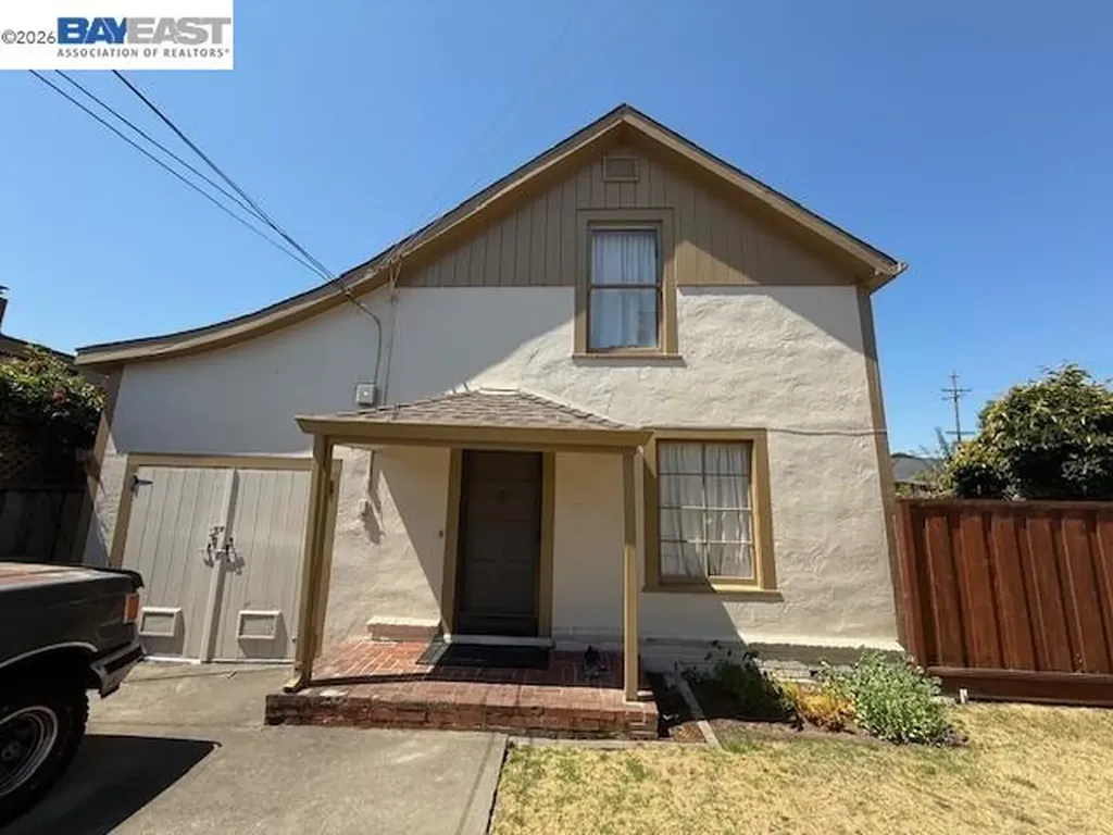 3208 Washington Street Alameda CA 94501
