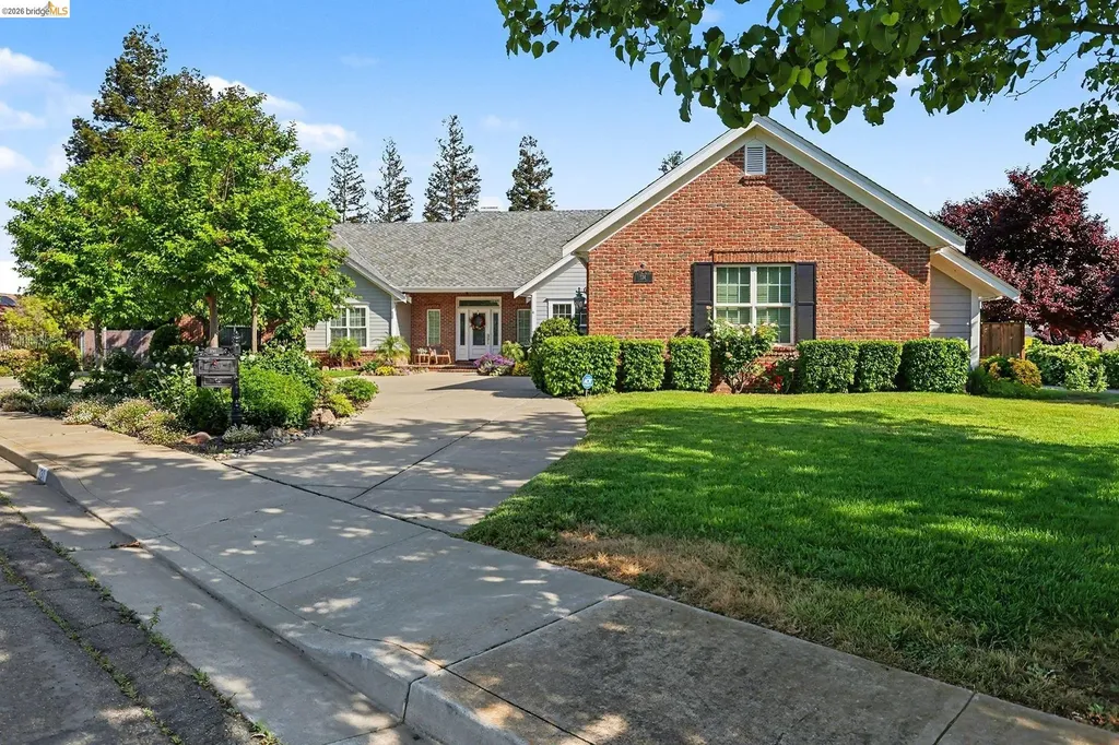 131 Loren Lane Oakley CA 94561