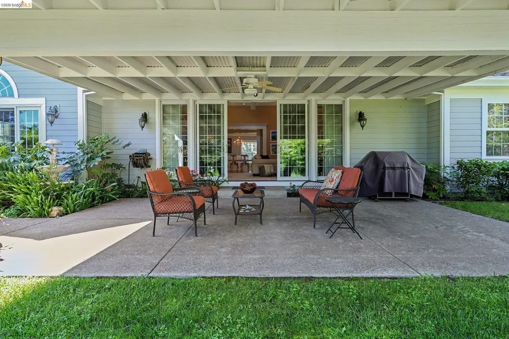 131 Loren Lane Oakley CA 94561