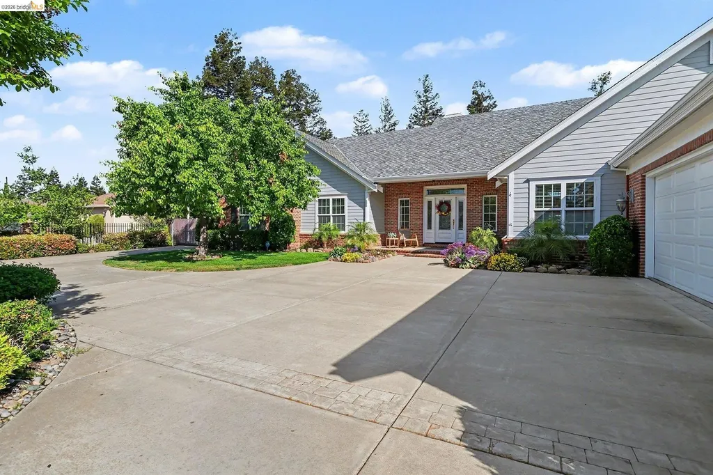 131 Loren Lane Oakley CA 94561