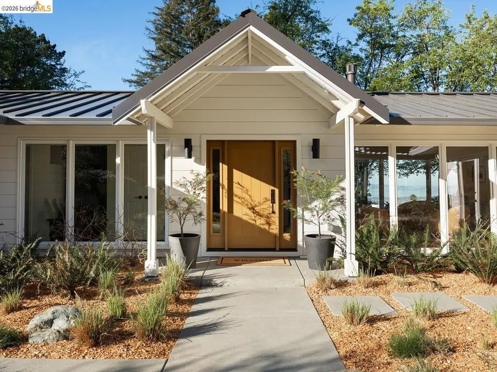 12700 Skyline Boulevard Oakland CA 94619