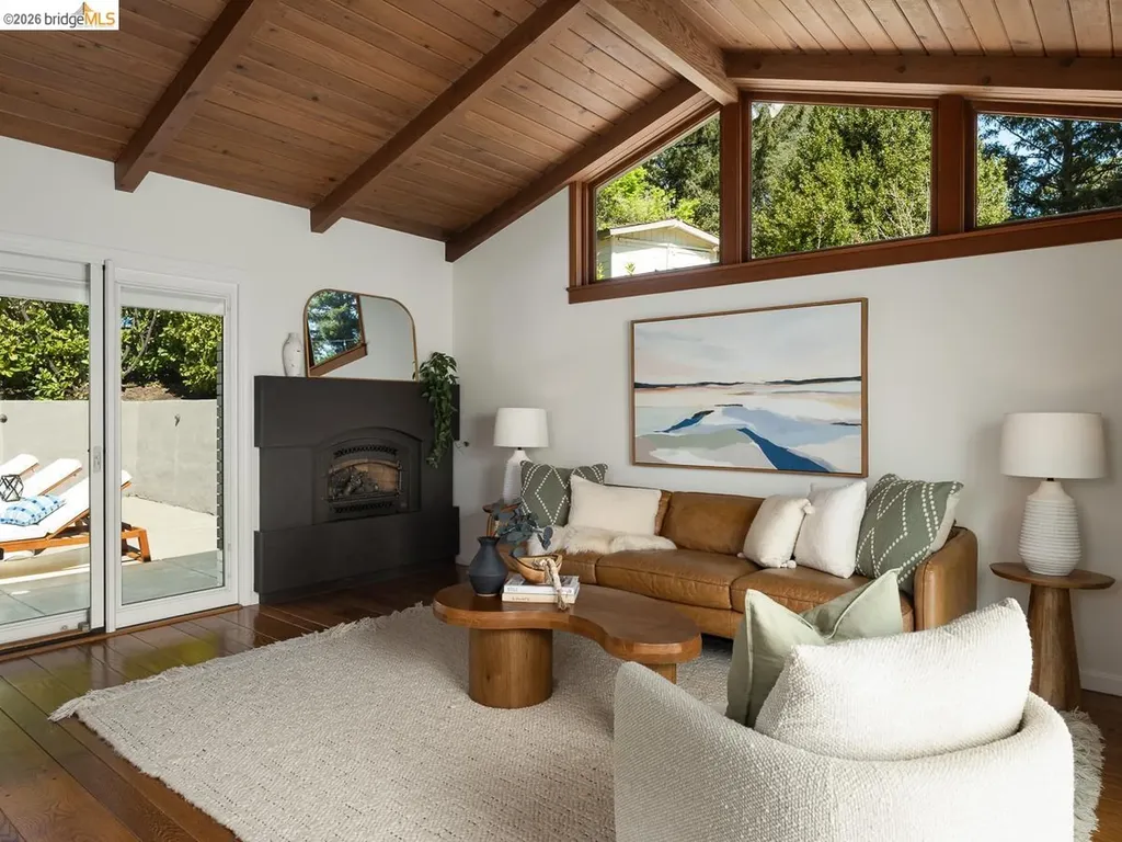 12700 Skyline Boulevard Oakland CA 94619