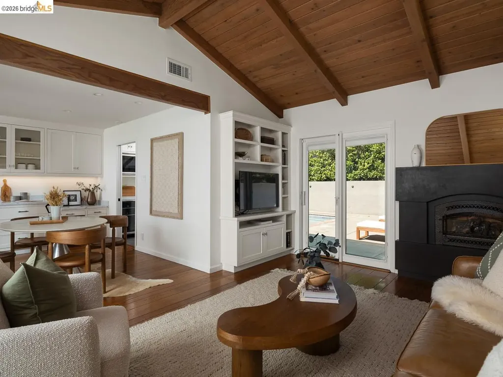 12700 Skyline Boulevard Oakland CA 94619