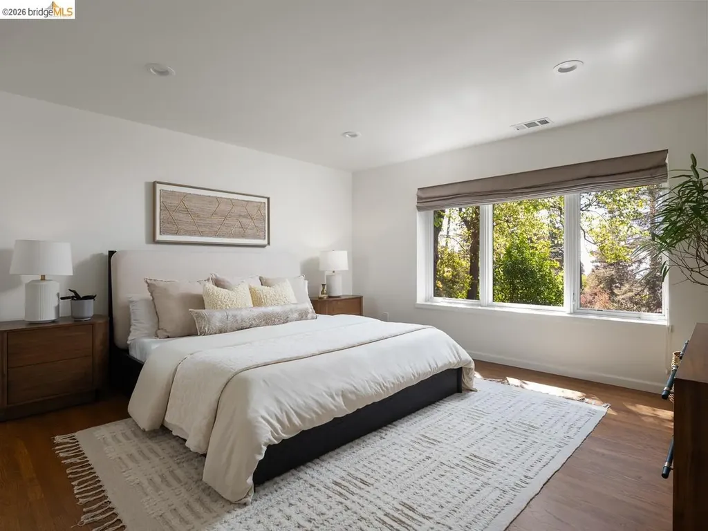 12700 Skyline Boulevard Oakland CA 94619