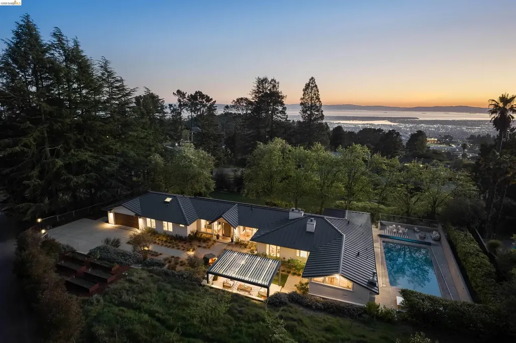 12700 Skyline Boulevard Oakland CA 94619