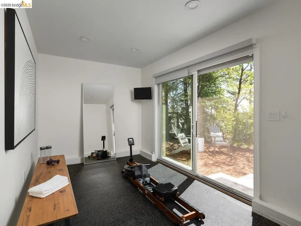 12700 Skyline Boulevard Oakland CA 94619