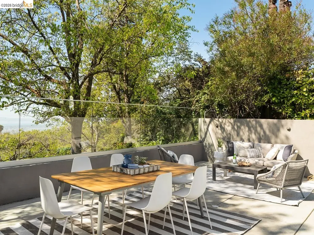 12700 Skyline Boulevard Oakland CA 94619