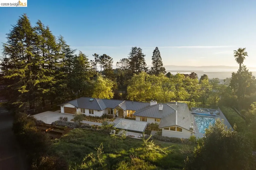 12700 Skyline Boulevard Oakland CA 94619