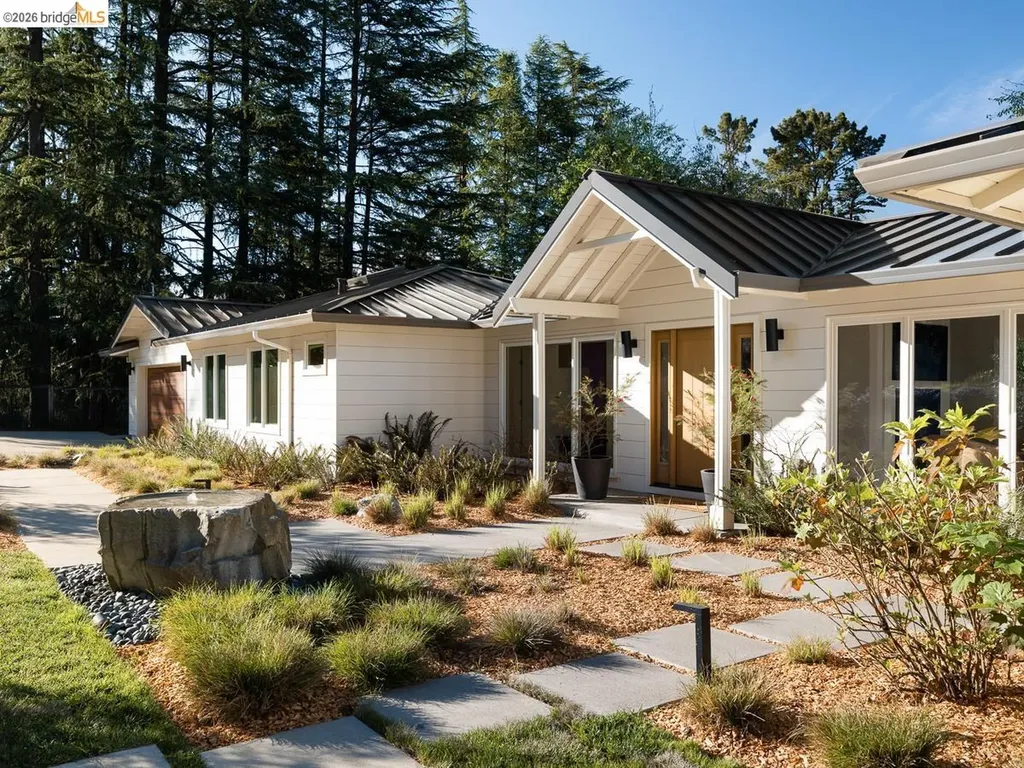 12700 Skyline Boulevard Oakland CA 94619