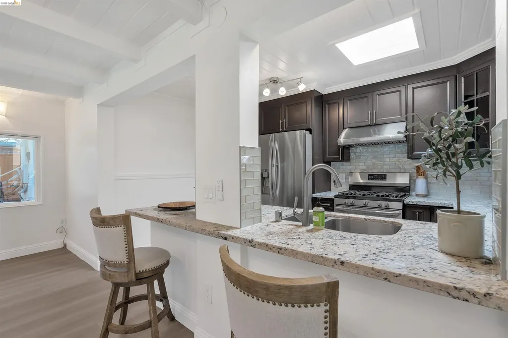 4352 Gem Avenue Castro Valley CA 94546