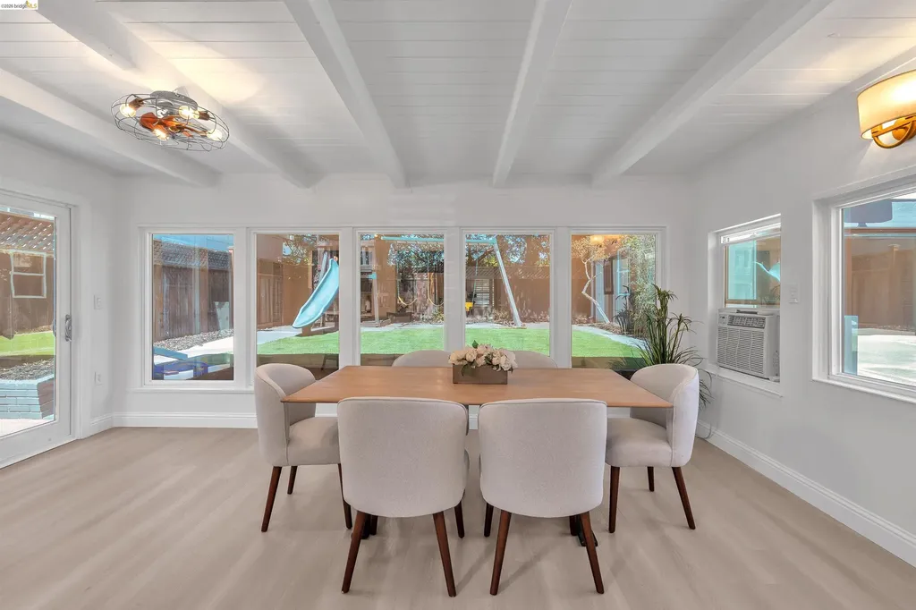 4352 Gem Avenue Castro Valley CA 94546