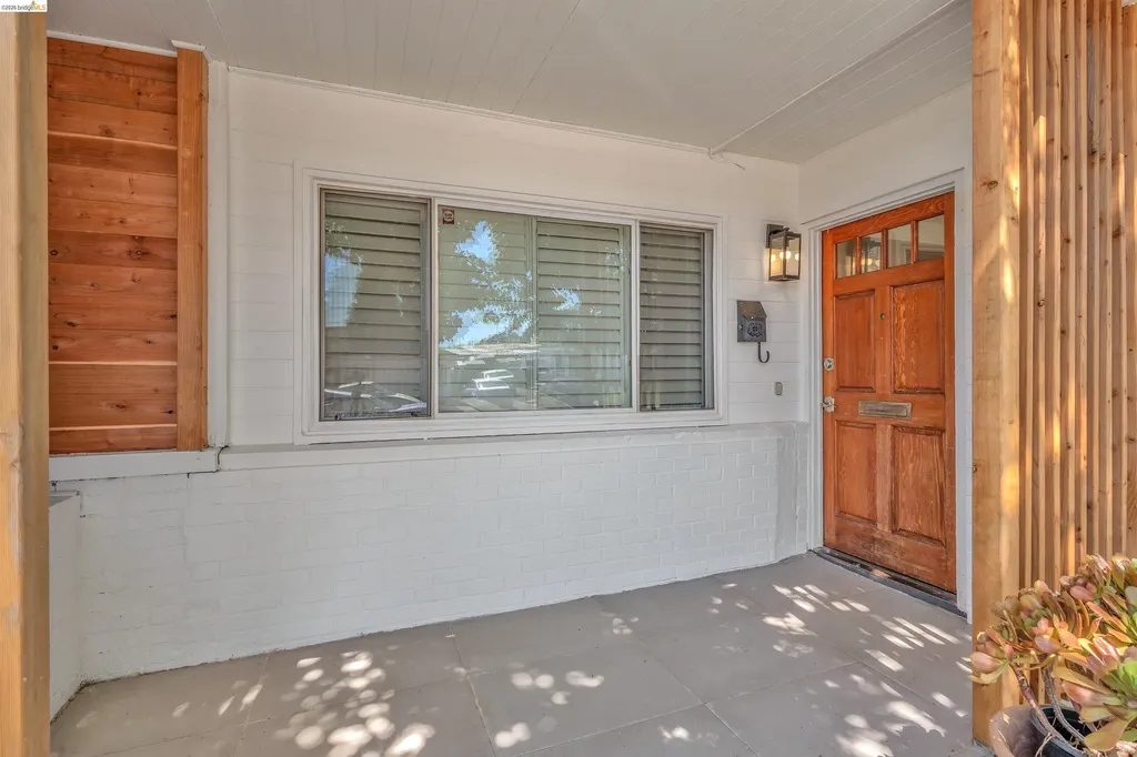 4352 Gem Avenue Castro Valley CA 94546