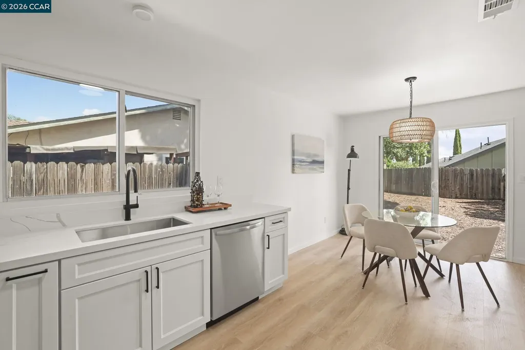 2121 Apricot Court Pittsburg CA 94565