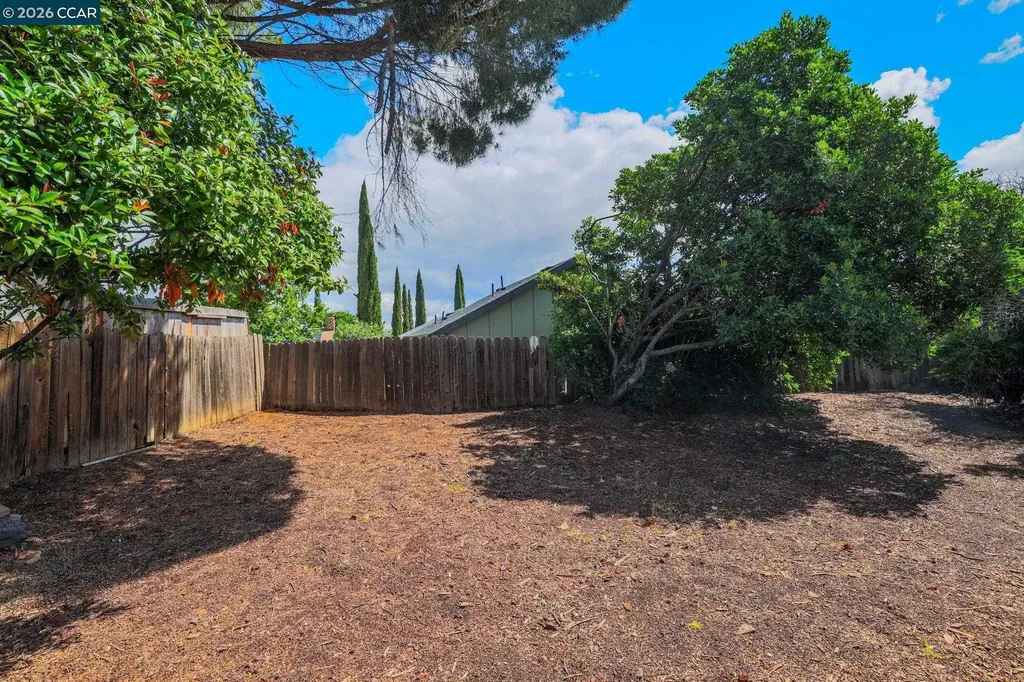 2121 Apricot Court Pittsburg CA 94565